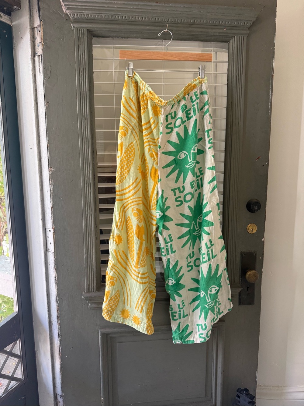 Anthropologie Two-Tone Green and Yellow Graphic Wide-Leg Pants size medium - Picture 5 of 6